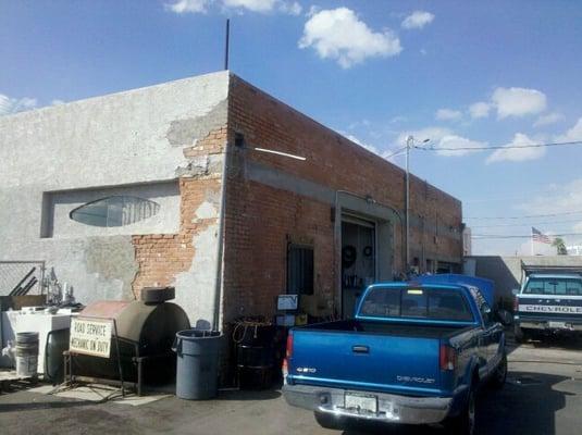 Chuck's Auto Service Center