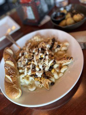 DJ's Tap House & Grill