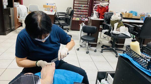 Pedicure 30min, $30 cash- excellent!