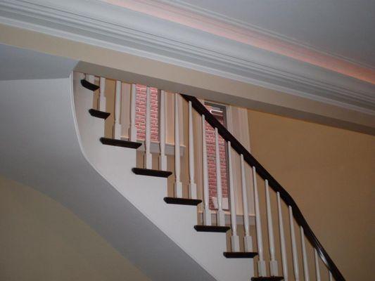 Finish trimming, ornamental crown moldings