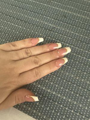 I love the way that my nails they are always fast and go a good job super sweet and no what there doing my toes look amazing