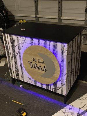 Book Whitch Desk