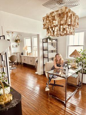 Ananda Organic Salon And Spa