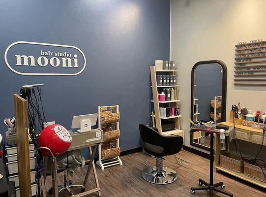 Mooni Hair Studio
