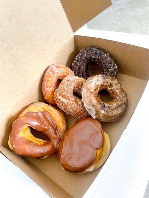 Country Style Donuts