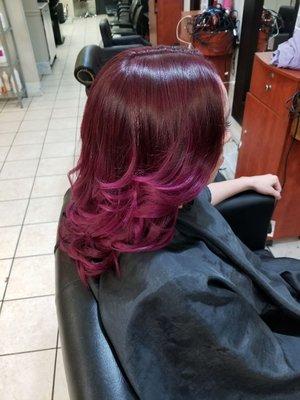 Delia's Dominican Hair Salon