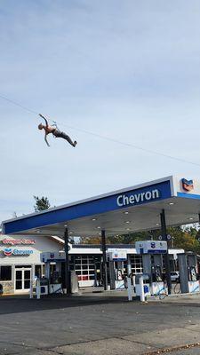 Mannequin above Chevron. October 2024.