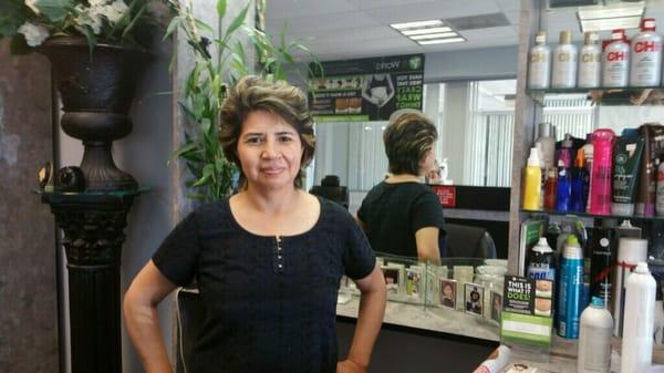 Mama Bella's Beauty Salon