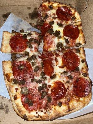 Jim's Razorback Pizza