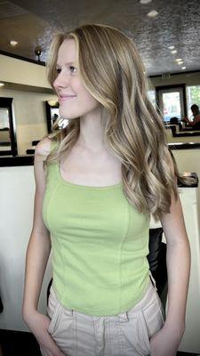 From Virgin hair to softly sun-kissed blonde! By Mitra