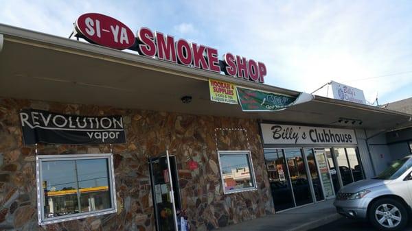 Si-Ya Smoke Shop