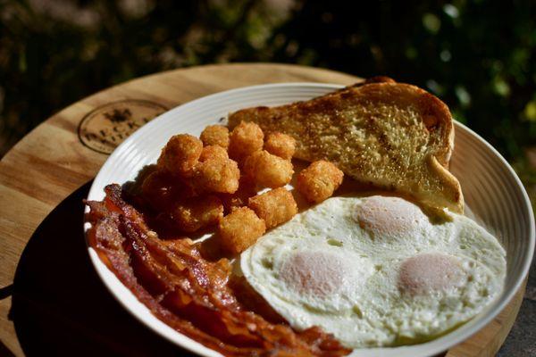 Tourney Breakfast Plate