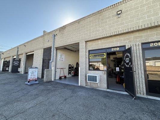 Santa Clarita Auto Glass