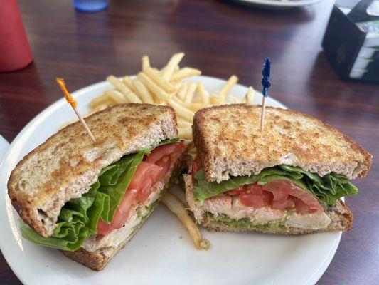 Simple but delicious, and so fresh Boulder Chicken Sandwich!