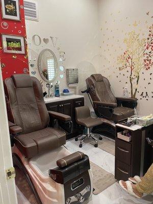 Oaks Nail Spa
