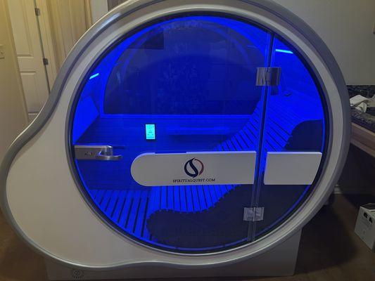 full-spectrum infrared sauna with oxygen and mineral light therapy for a deeply restorative experience