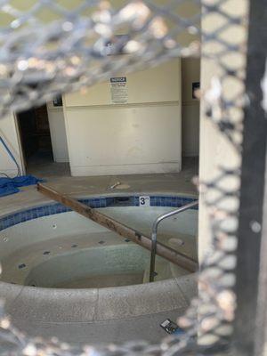 This is the wonderful Jacuzzi that has never been open that we pay for