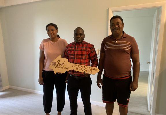 Justin Maxime - Beachfront Properties