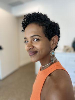 Diva curls by Cynthia