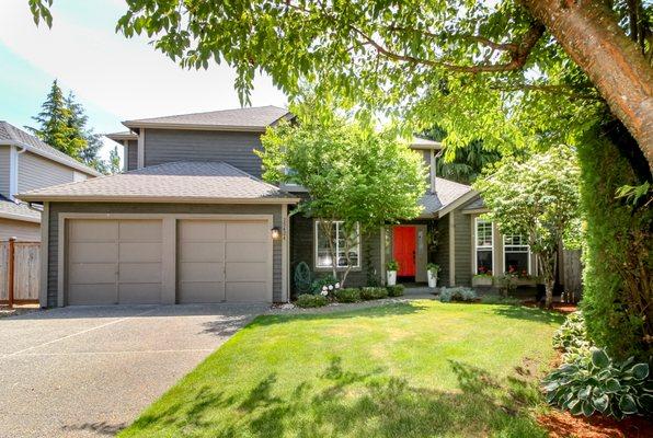 Jeanette DeSteunder - Better Properties Eastside