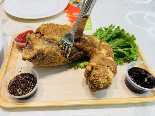 Crispy Pata