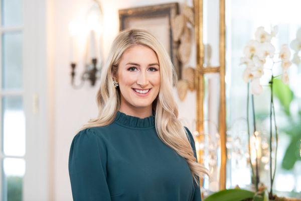 Sales Agent Kiersten Lindstrom