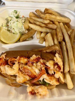 Lobster roll meal