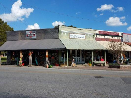 Bell Buckle downtown