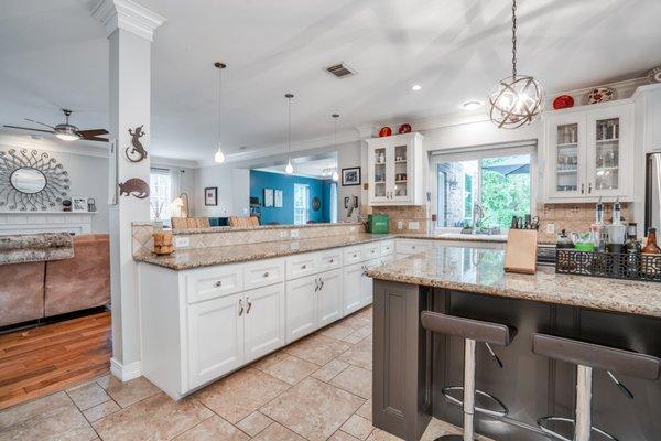 Day Real Estate Group at RE/MAX Fine Properties