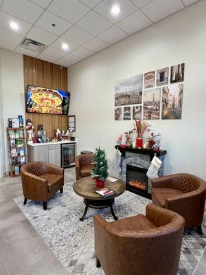 Another angle of the waiting room.