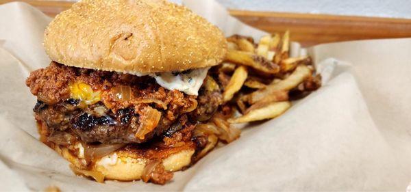Bbq pulled pork sandwich with french fries