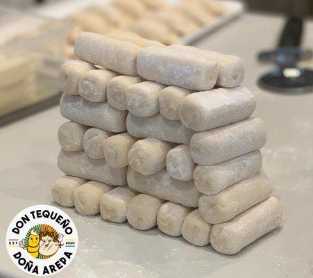 Don Tequeño Y Doña Arepa