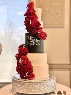 5 Tier - Wedding Cake - Pearls Event Center