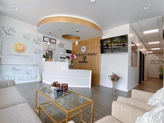 Skincare Spa & Lashes Lobby
Front Desk and hallway