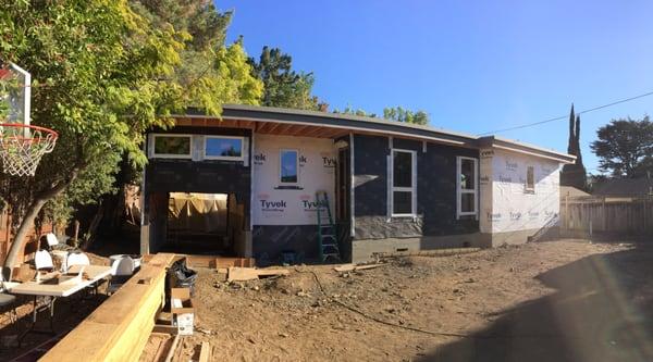 Palo Alto Contemporary Cottage