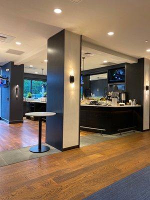 The Beacon Bar & Lounge