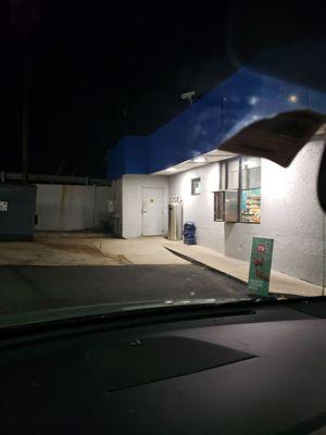 The worst bathroom in a decade!