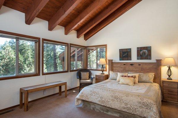 Natural Retreats - North Lake Tahoe