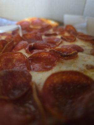 Medium pepperoni pizza
