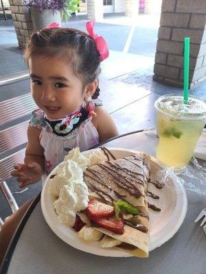 My daughter breakfast is bigger than her head