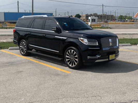 All Star's Transportation LLC - Limousine's