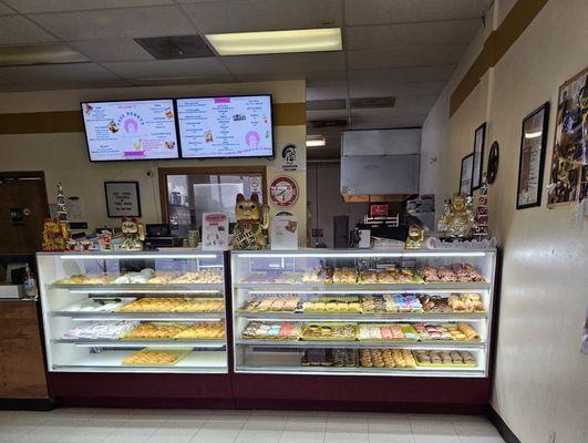 Super Donuts