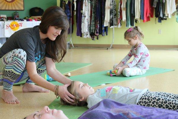 Learn the tools you need to make a difference in children's lives today with Chakra Kids Yoga Teacher Trainings - sign up now for Fall 2017!