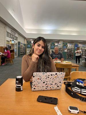 Hernandez Notary & Legal Services