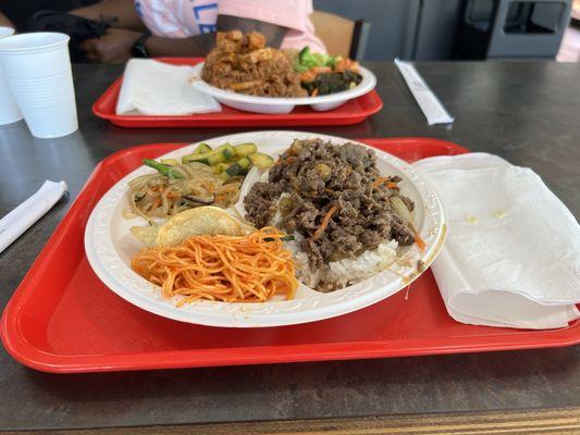 Woo's Kitchen Korean Grill Express