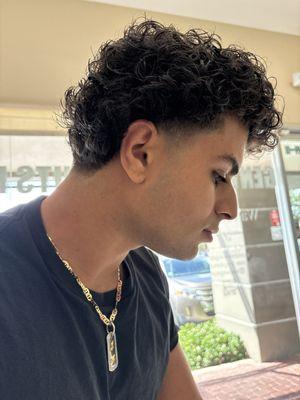 Breakroom Men's Salon & Spa