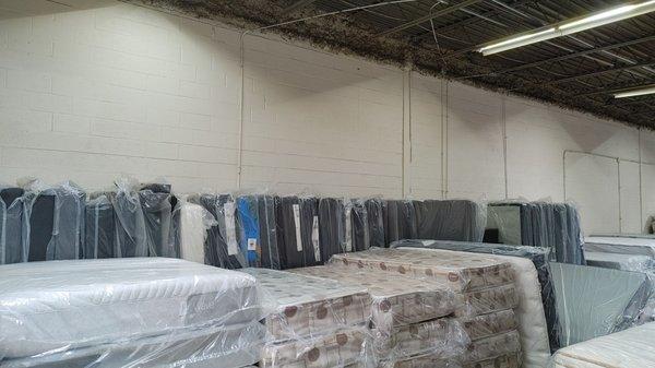 Alpha Liquidation Mattress