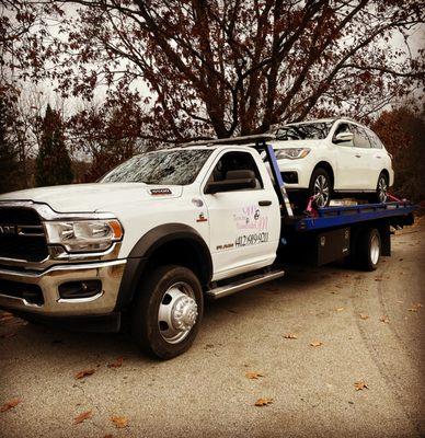 M&M Towing