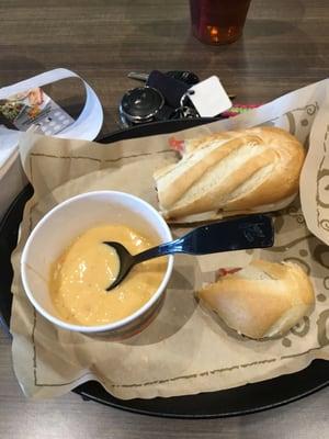MTB sandwich and lobster bisque soup!!! Yummy!!!!