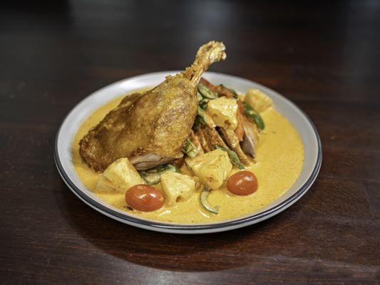 Half duck pineapple curry